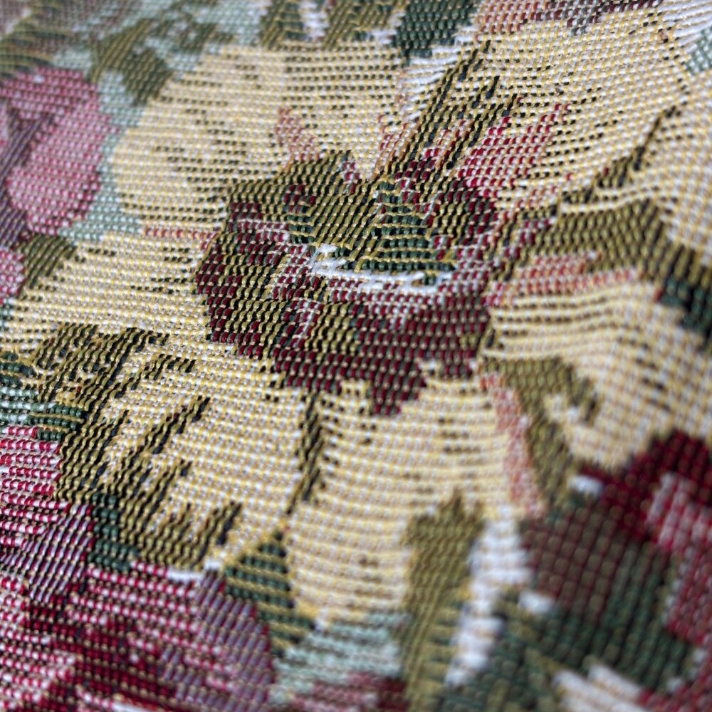Roses Colonial Floral Jacquard Tapestry Upholstery 1 yrd  Fabric NEW  VTG - Picture 8 of 12